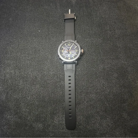 EUC Casio Pro Trek Tough Solar PRG-600 Watch (Black)